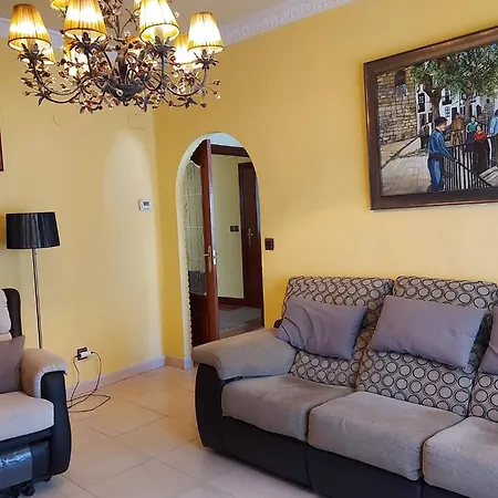 Villa Leikerenea Spacious In